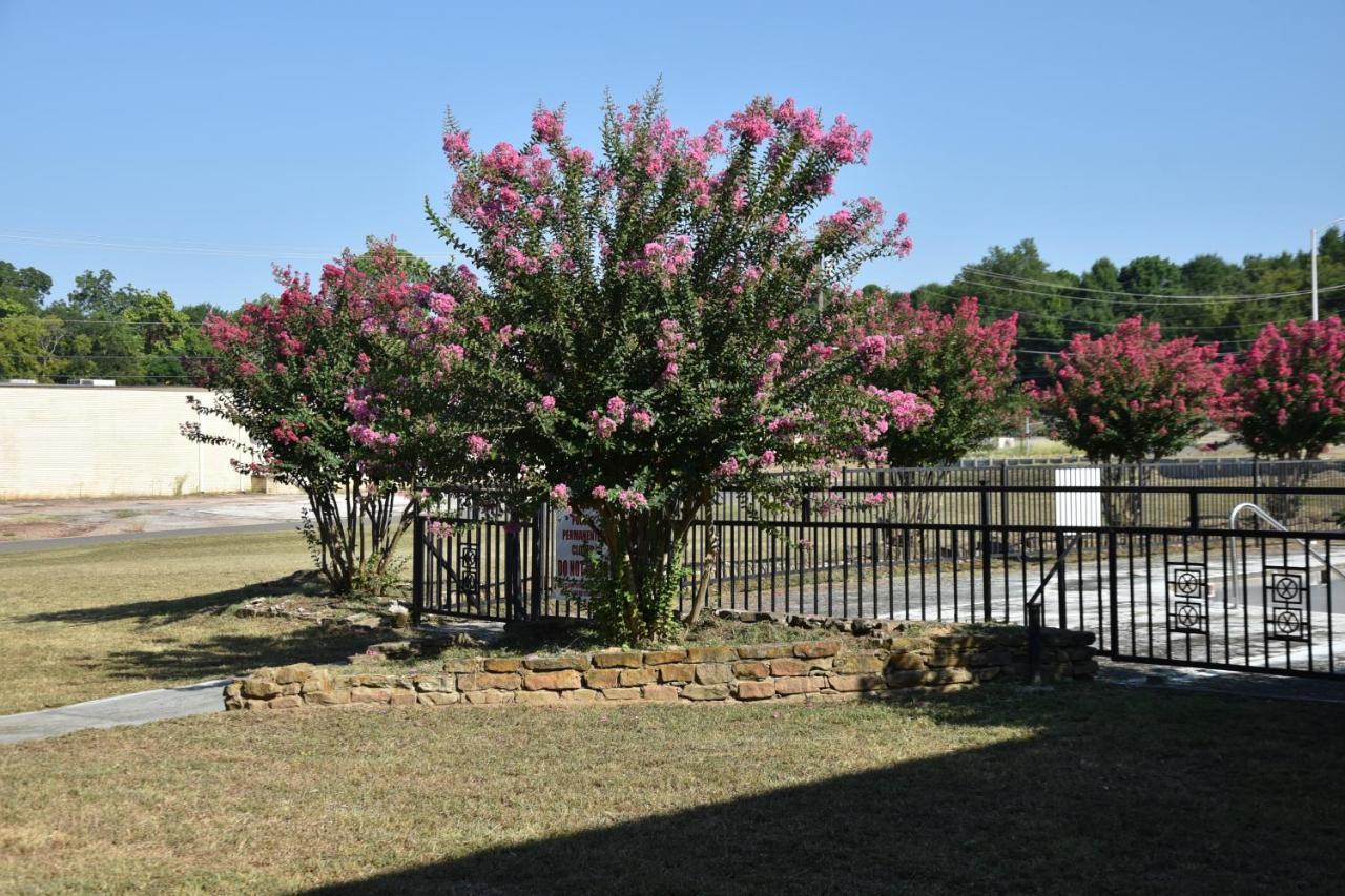 Homeplace Inn Jacksonville Extérieur photo
